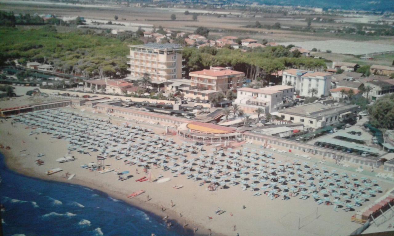 Hotel Rosy Battipaglia Exteriér fotografie